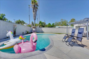 Double Flamingo HotTub BBQ Game Room Self Check-in